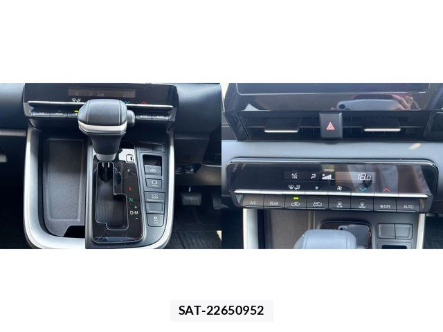 Toyota NOAH 2022-08 8355210-10