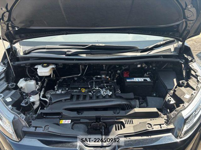 Toyota NOAH 2022-08 8355210-18