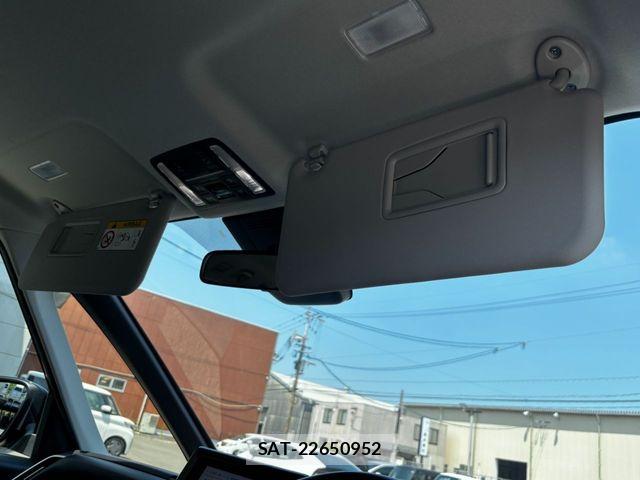 Toyota NOAH 2022-08 8355210-21