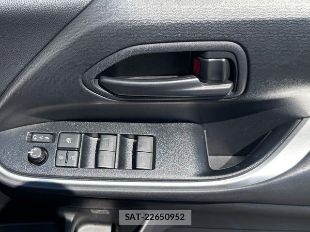 Toyota NOAH 2022-08 8355210-23