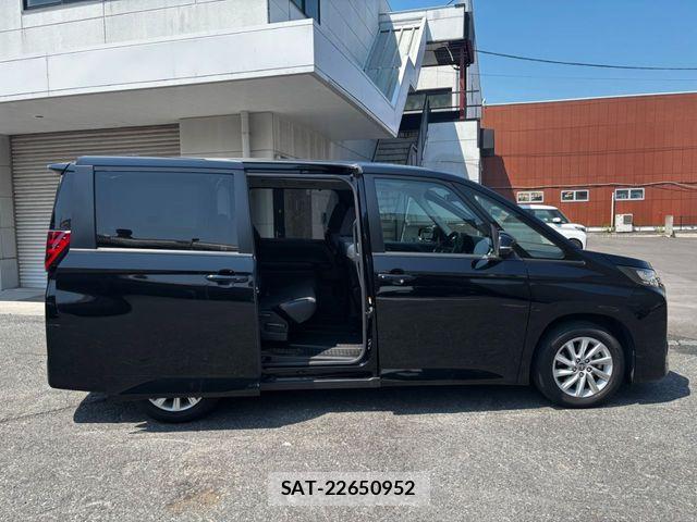 Toyota NOAH 2022-08 8355210-25