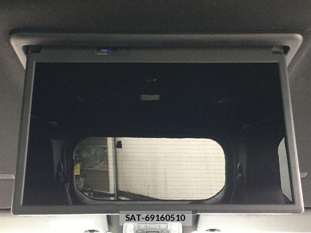 Toyota NOAH 2022-12 8355209-20