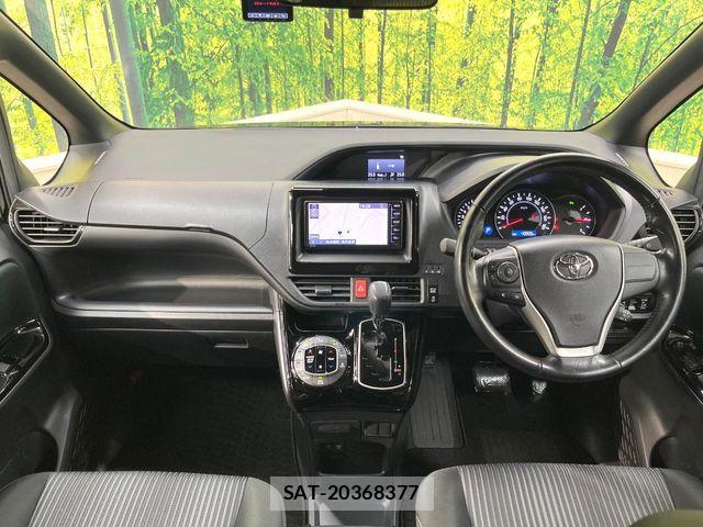 Toyota NOAH 2020-10 8355211-1