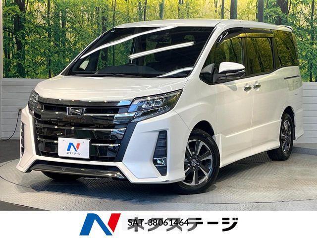 Toyota NOAH 2018-03 8355213-0