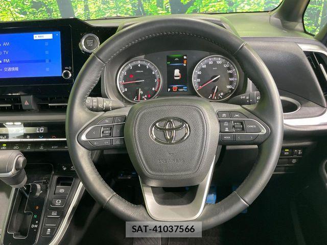 Toyota NOAH 2022-08 8355206-10