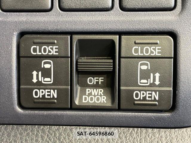 Toyota NOAH 2014-04 8367715-5