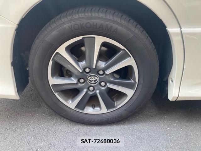 Toyota NOAH 2018-03 8367717-7