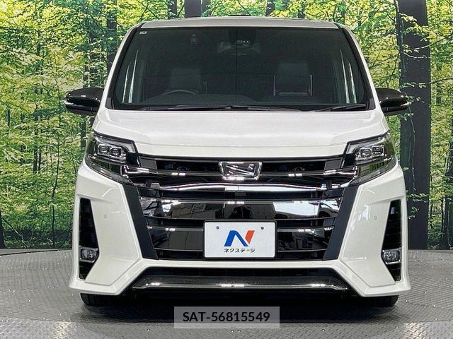 Toyota NOAH 2019-04 8367705-14