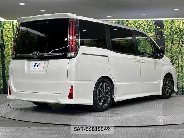 Toyota NOAH 2019-04 8367705-17
