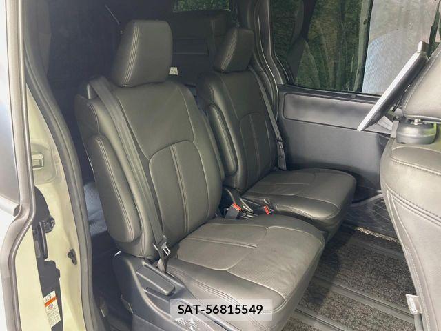 Toyota NOAH 2019-04 8367705-8