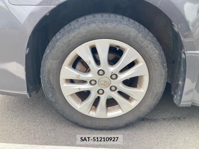 Toyota NOAH 2010-07 8367733-12