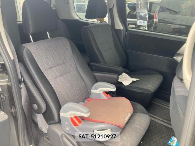 Toyota NOAH 2010-07 8367733-15