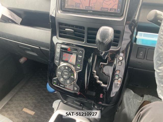 Toyota NOAH 2010-07 8367733-25