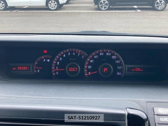Toyota NOAH 2010-07 8367733-26