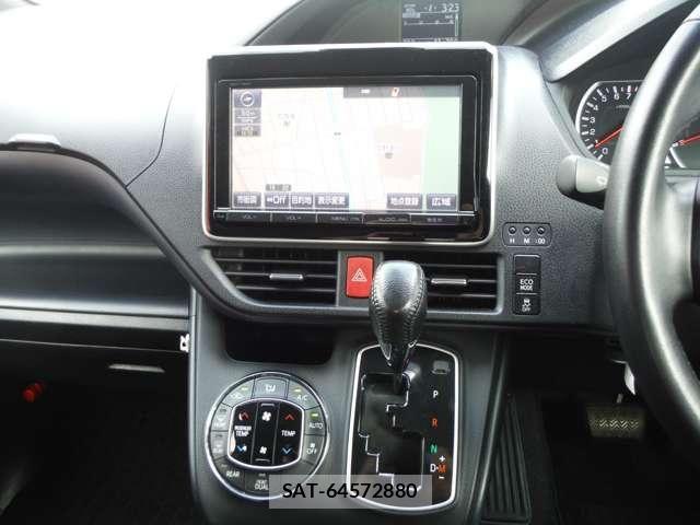 Toyota NOAH 2016-02 8367722-20