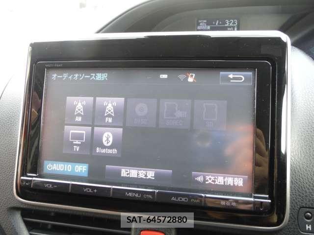 Toyota NOAH 2016-02 8367722-21