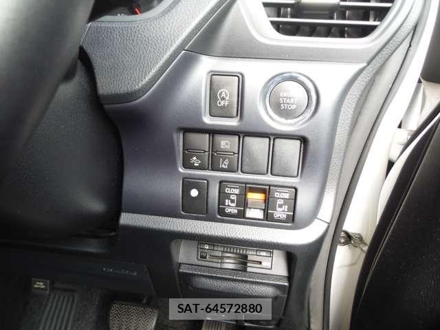 Toyota NOAH 2016-02 8367722-25