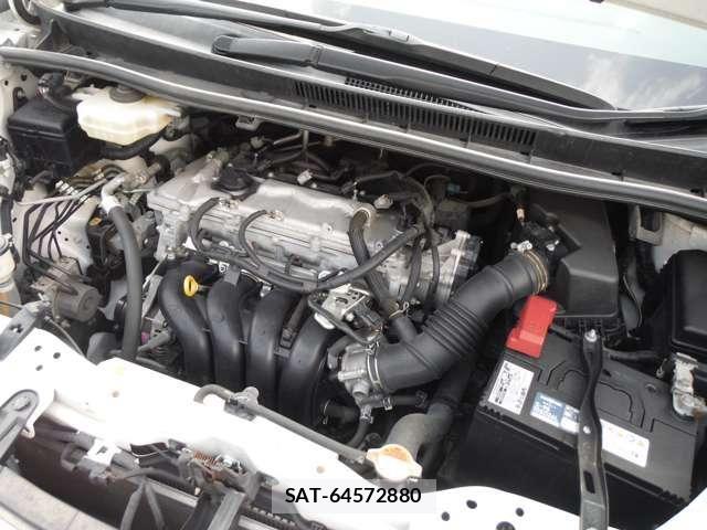 Toyota NOAH 2016-02 8367722-29