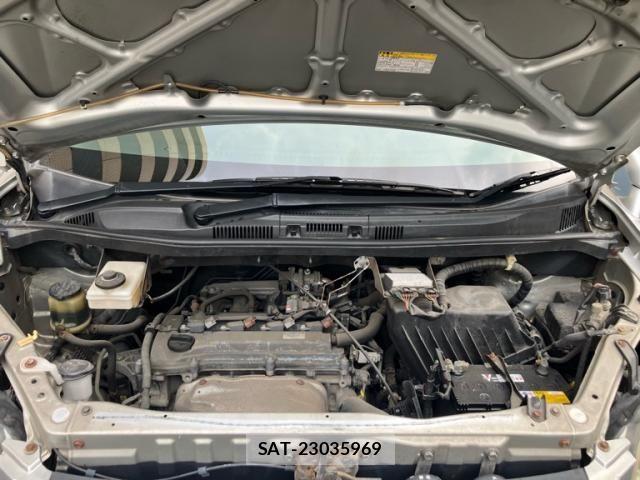 Toyota NOAH 2005-09 8367739-10