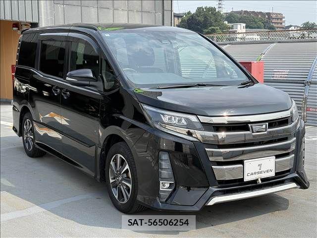 Toyota NOAH 2018-01 8367714-21