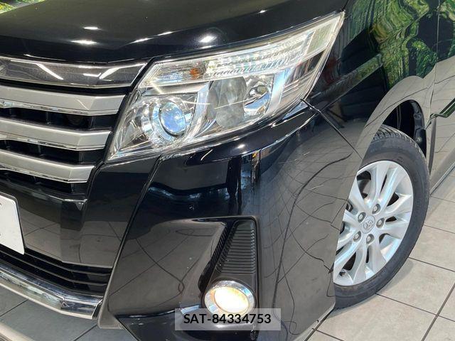 Toyota NOAH 2016-07 8367719-12