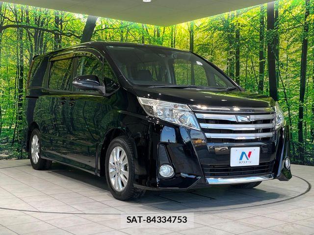 Toyota NOAH 2016-07 8367719-15
