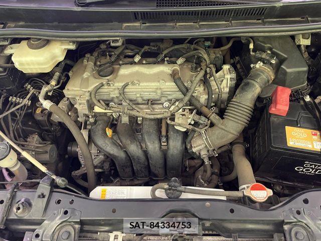 Toyota NOAH 2016-07 8367719-17