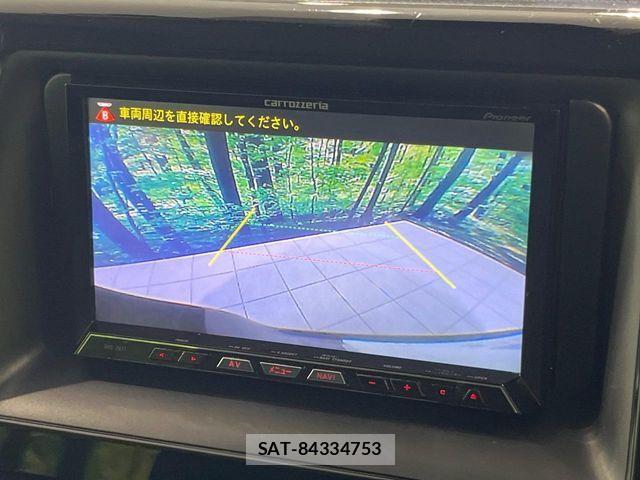Toyota NOAH 2016-07 8367719-3