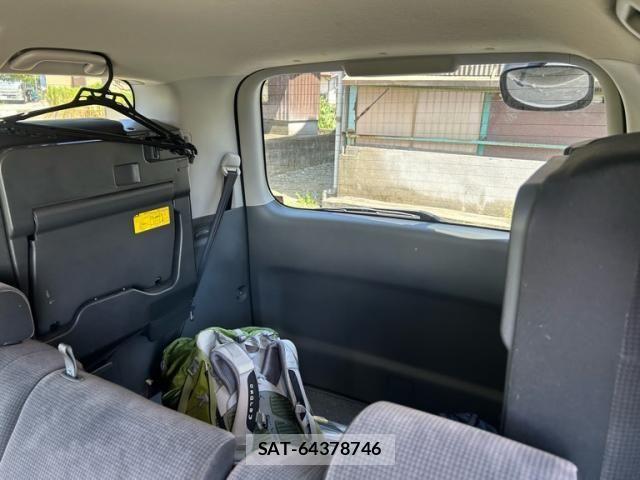 Toyota NOAH 2008-06 8367735-10