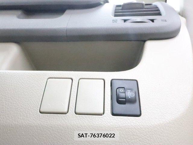 Toyota NOAH 2009-09 8367731-19