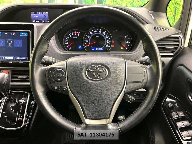 Toyota NOAH 2017-09 8367710-10
