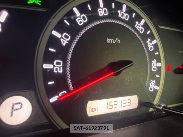 Toyota NOAH 2014-07 8367729-10