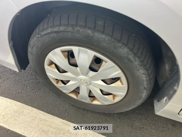 Toyota NOAH 2014-07 8367729-5