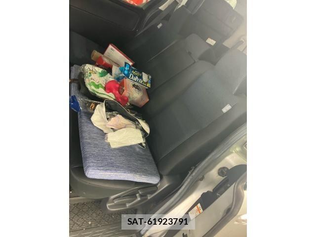 Toyota NOAH 2014-07 8367729-6