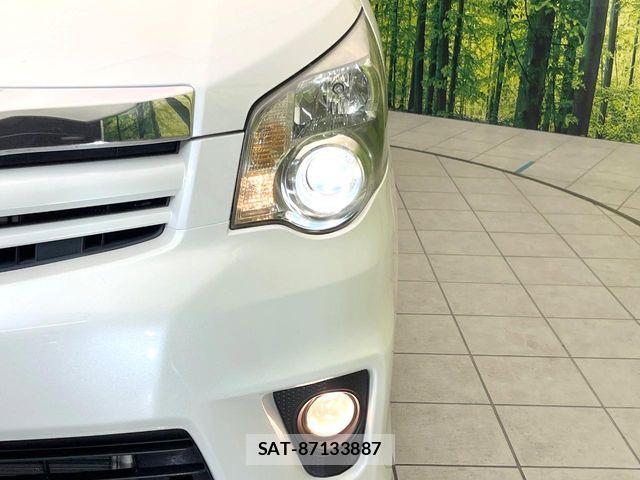 Toyota NOAH 2011-10 8367723-12