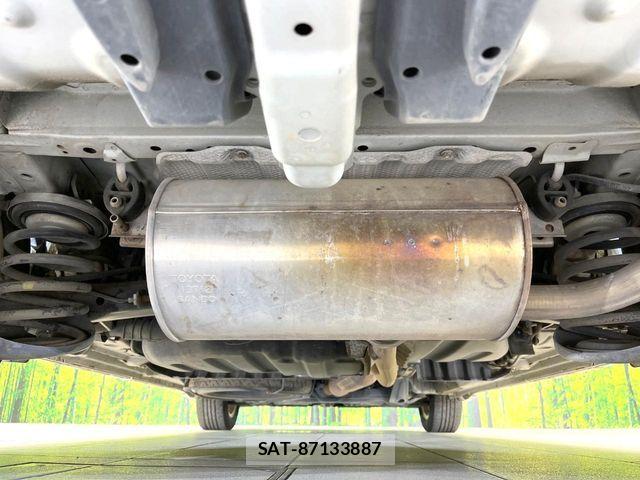 Toyota NOAH 2011-10 8367723-19