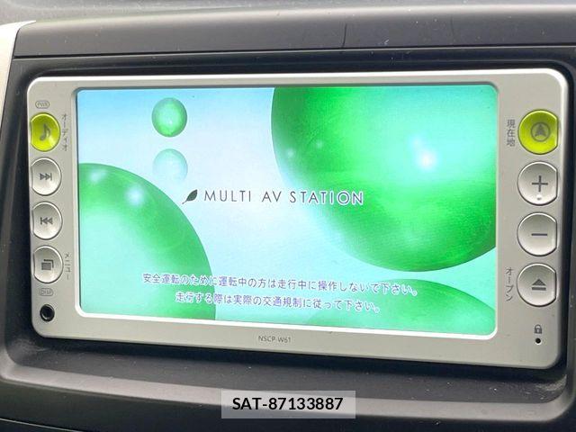 Toyota NOAH 2011-10 8367723-2