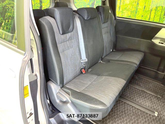 Toyota NOAH 2011-10 8367723-8