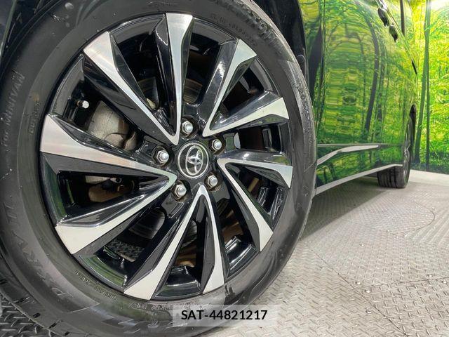 Toyota NOAH 2022-07 8367703-14