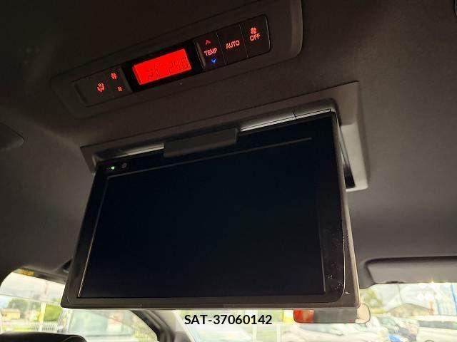 Toyota NOAH 2018-12 8367709-24