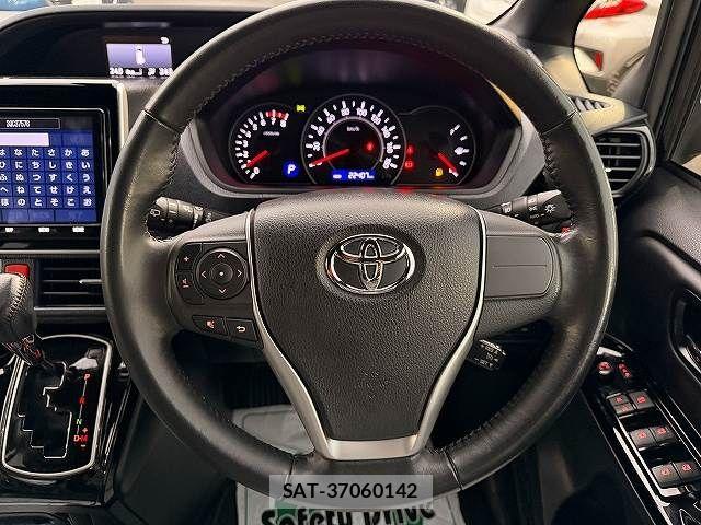 Toyota NOAH 2018-12 8367709-26