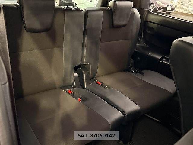 Toyota NOAH 2018-12 8367709-28