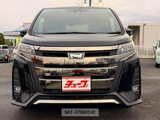 Toyota NOAH 2018-12 8367709-2