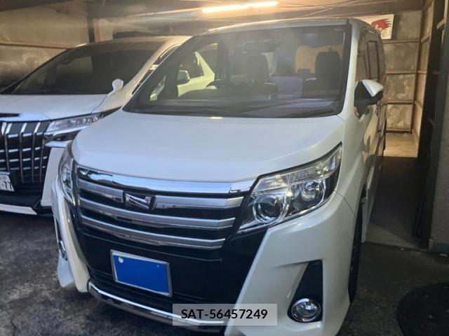 Toyota NOAH 2015-10 8367713-2