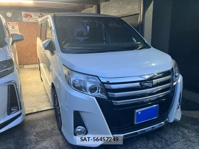 Toyota NOAH 2015-10 8367713-3