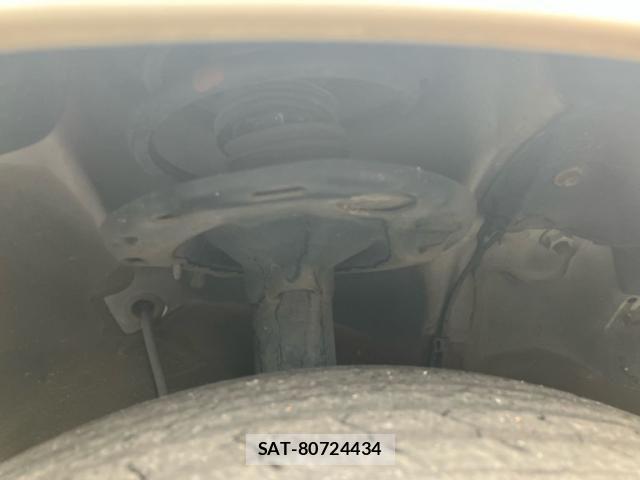 Toyota NOAH 2011-10 8367738-10