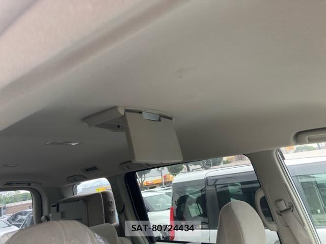 Toyota NOAH 2011-10 8367738-25