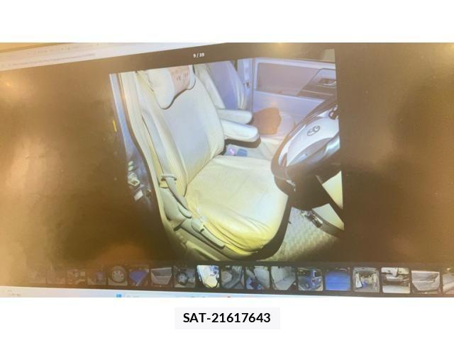 Toyota NOAH 2007-08 8367740-8