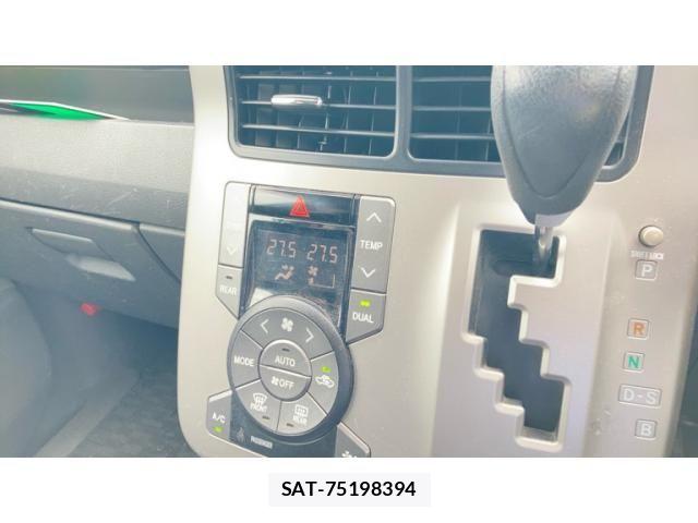 Toyota NOAH 2009-12 8367737-16