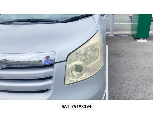Toyota NOAH 2009-12 8367737-1